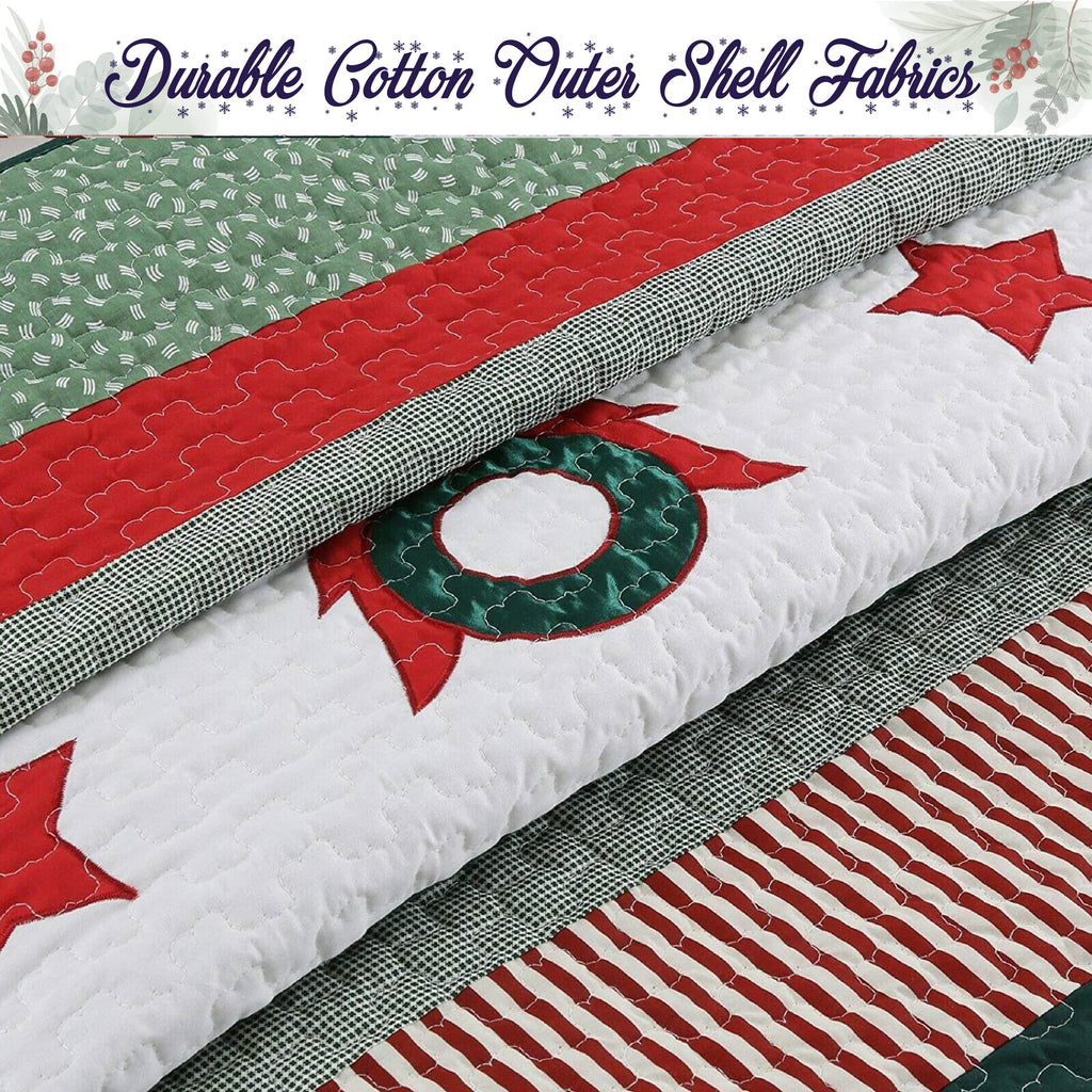 Christmas Season Wreath 3-Piece Reversible Quilt Bedding Set
