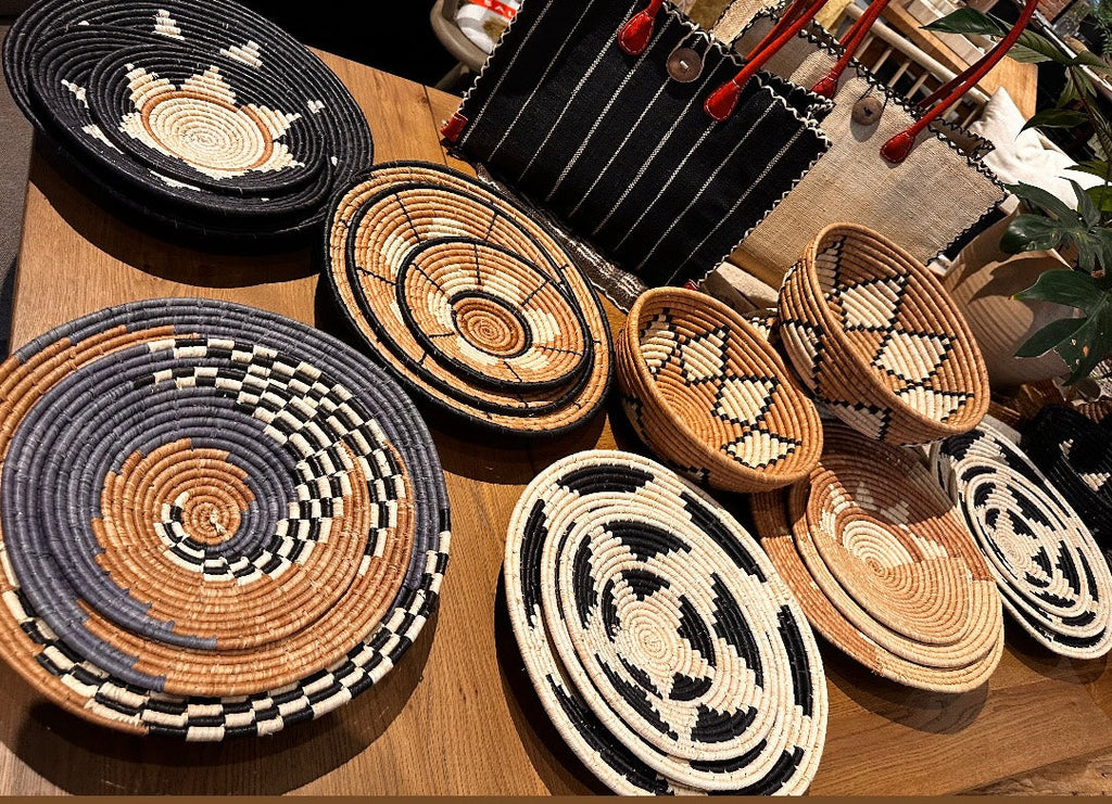 Dakarai Raffia Straw Wall or Table Decor Display Basket Tray Sets
