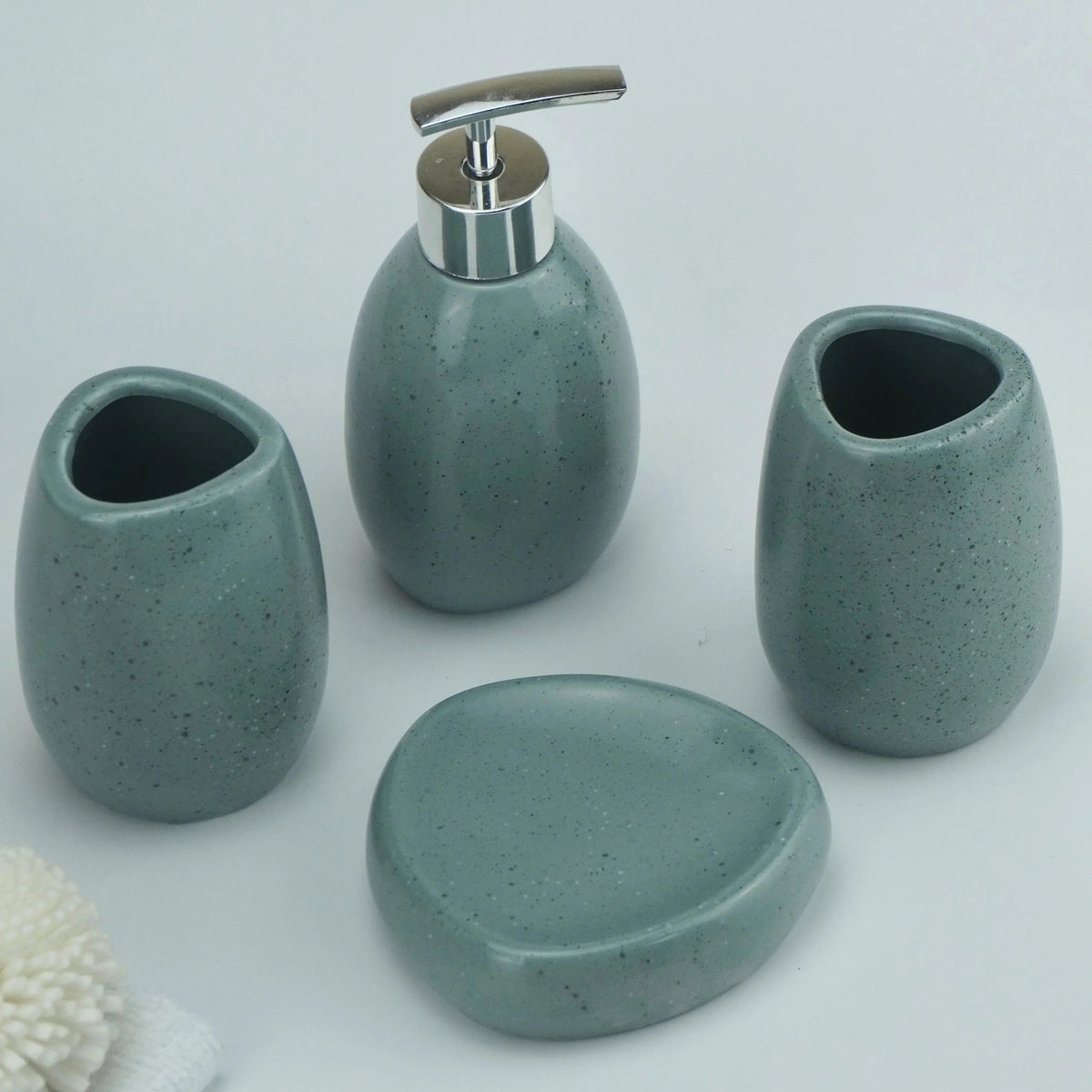 Bathroom Kit - Ceramic White 4pcs